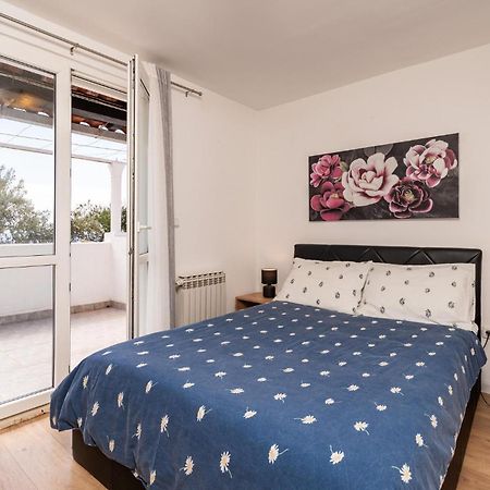 Cozy Apartment In Dubrovnik With House Sea View Экстерьер фото